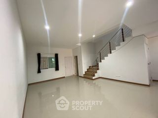 For sale 3 bedrooms townhouse in Bang Khae, Bangkok