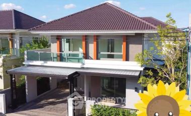 Haus zur Miete mit 3 Zimmer in Saphan Sung, Bangkok