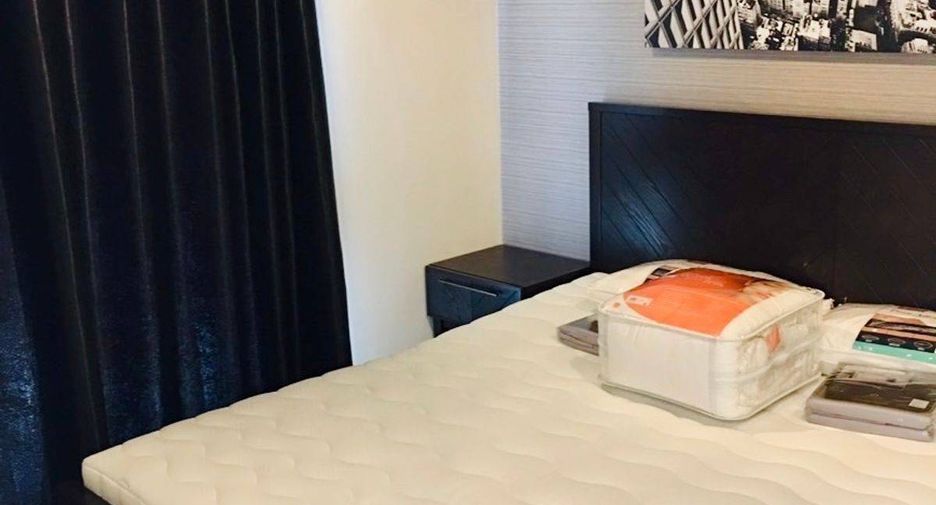 For sale 1 bed condo in Khlong Toei, Bangkok