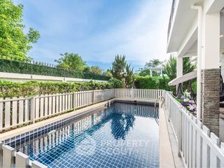 For sale 4 bedrooms house in Bang Saray, Pattaya