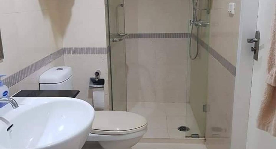 For rent 2 bedrooms condo in Ratchathewi, Bangkok