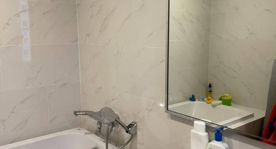For sale 4 bedrooms condo in Pratumnak, Pattaya