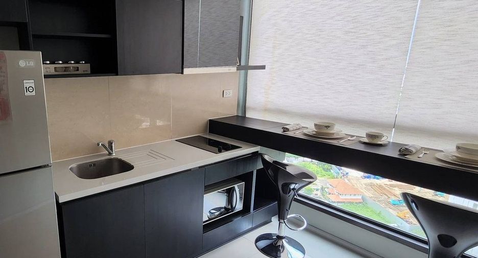 Wohnung zum Kauf mit 1 Zimmer in Khlong Toei, Bangkok