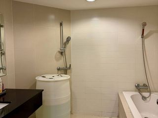 Wohnung zum Kauf mit 2 Zimmer in Huai Khwang, Bangkok