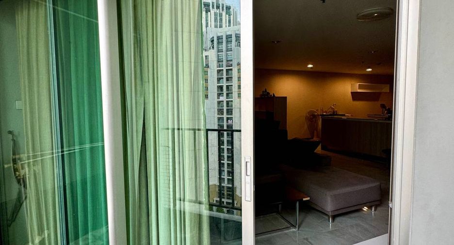 Condo en venta de 2 habitaciones en Huai Khwang, Bangkok