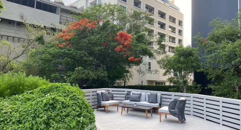 For sale 2 bedrooms condo in Watthana, Bangkok