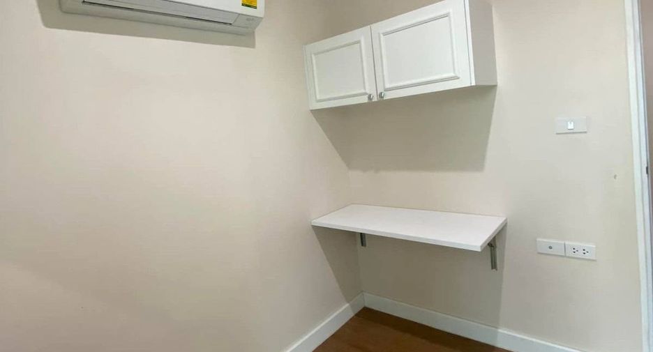 For sale 2 bedrooms condo in Lak Si, Bangkok