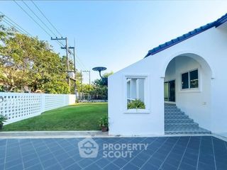 For sale 4 bedrooms house in Bang Lamung, Chonburi