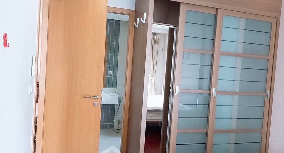 For sale 1 bed condo in Watthana, Bangkok