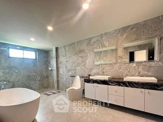 Продажа 4 спальни вилла в Банг Ламунг, Чонбури