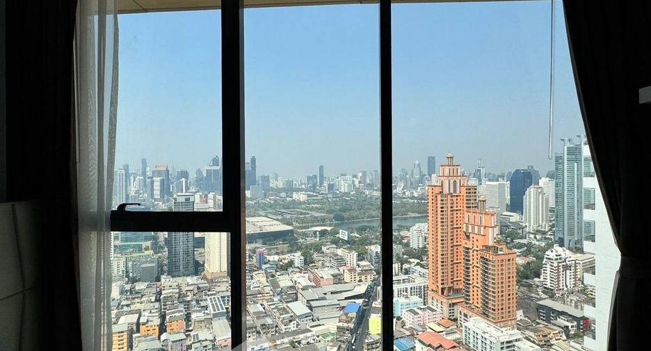 For sale 2 bedrooms condo in Khlong Toei, Bangkok