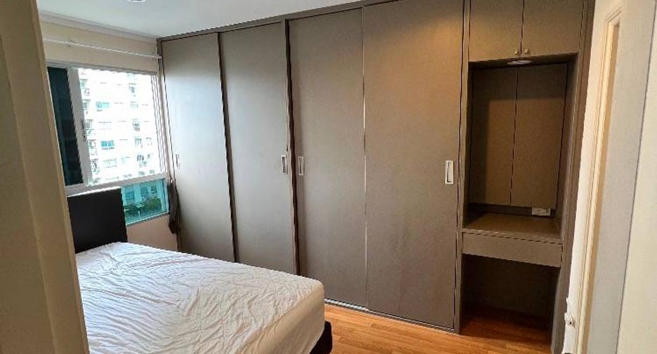 For sale 1 bed condo in Huai Khwang, Bangkok