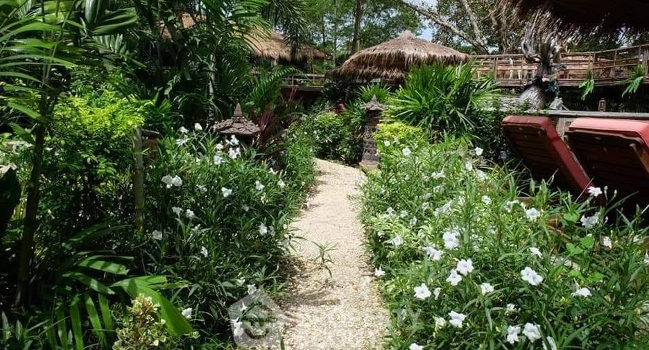 Villa zum Kauf mit 9 Zimmer in Bang Saray, Pattaya