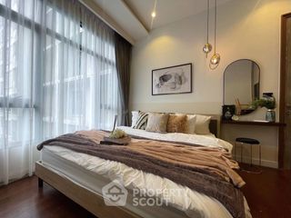 Продажа 1 кровать кондо в Пхра Кханонг, Бангкок