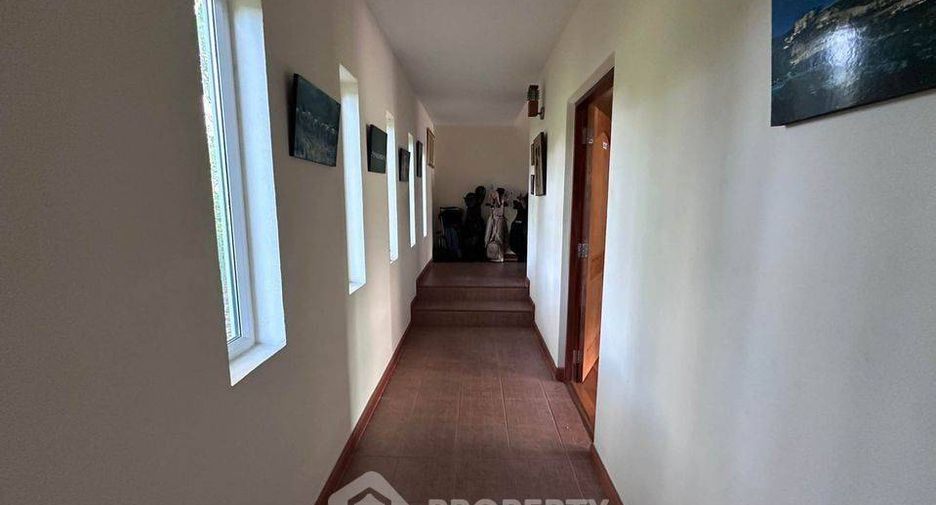 Haus zum Kauf mit 4 Zimmer in East Pattaya, Pattaya