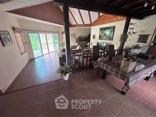 Haus zum Kauf mit 4 Zimmer in East Pattaya, Pattaya
