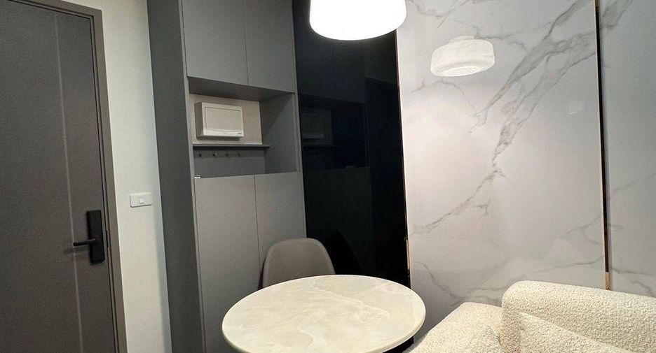 For sale 1 bed condo in Khlong Toei, Bangkok