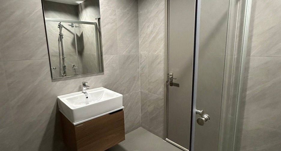 For sale 1 bed condo in Khlong Toei, Bangkok