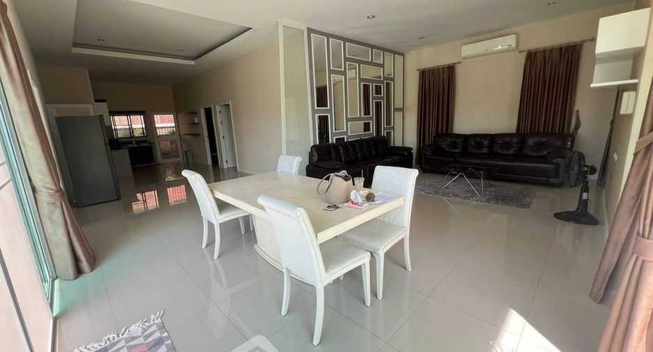 Haus zur Miete mit 3 Zimmer in Huay Yai, Pattaya