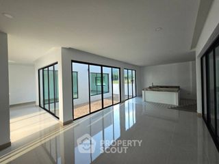 À vendre 3 chambres maison à Sattahip, Chonburi
