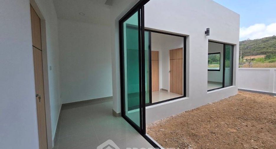 For sale 3 bedrooms house in Sattahip, Pattaya