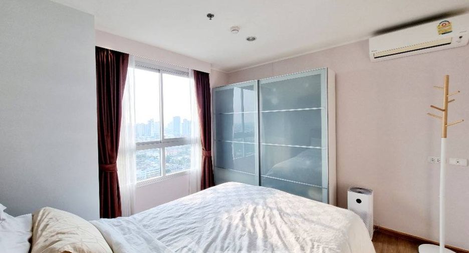 For sale 2 bedrooms condo in Thon Buri, Bangkok