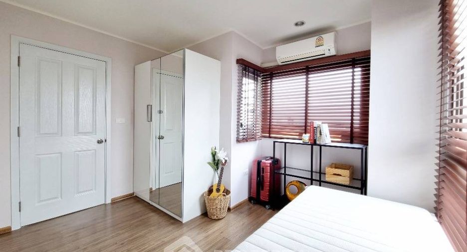 For sale 2 bedrooms condo in Thon Buri, Bangkok