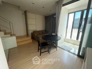 Продажа 2 спальни кондо в Ратчатхещи, Бангкок
