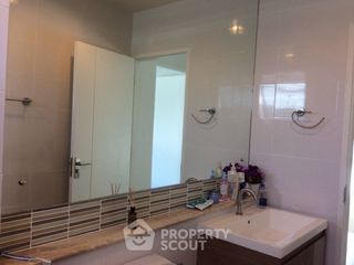 Haus zum Kauf mit 4 Zimmer in Sai Mai, Bangkok