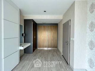 For sale 2 bedrooms condo in Phra Khanong, Bangkok