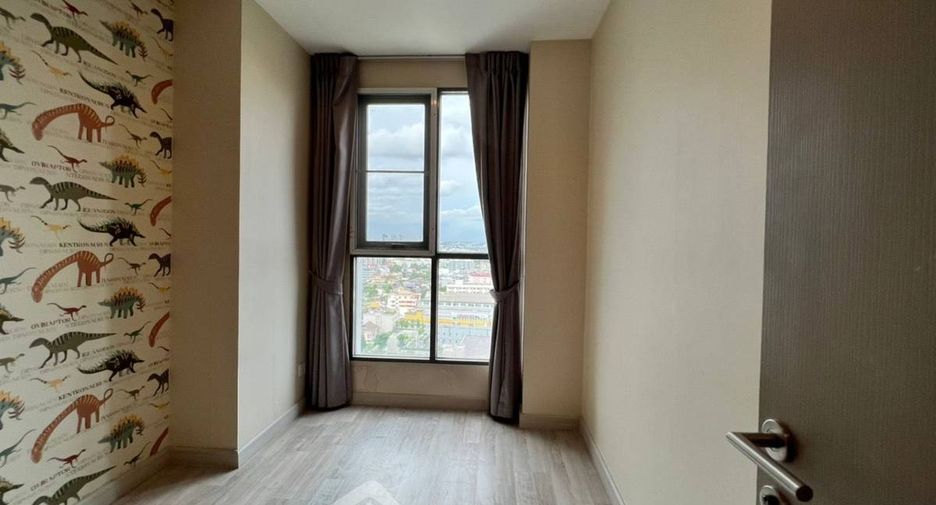 For sale 2 bedrooms condo in Phra Khanong, Bangkok