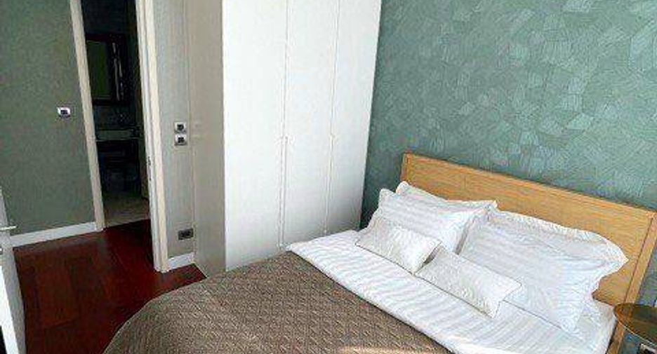 For sale 2 bedrooms condo in Watthana, Bangkok