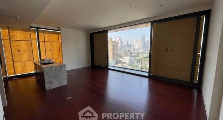 For sale 2 bedrooms condo in Watthana, Bangkok