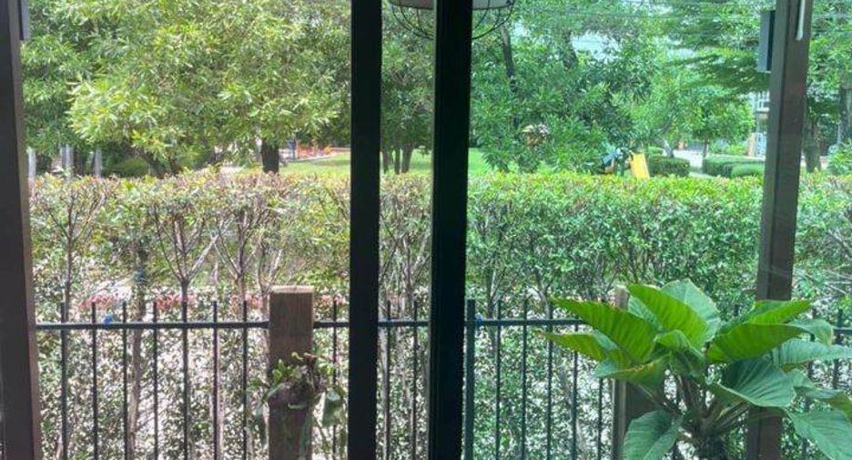 For sale 3 bedrooms house in Lat Krabang, Bangkok