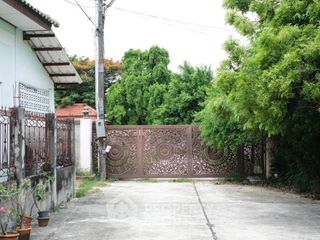For sale 5 ベッドルーム house in Mueang Chon Buri, Chonburi