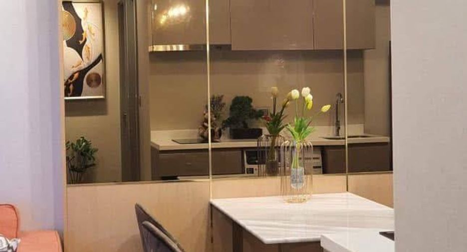 For sale 2 bedrooms condo in Phra Khanong, Bangkok