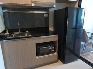 Продажа 1 кровать кондо в Mueang Samut Prakan, Самутпракан