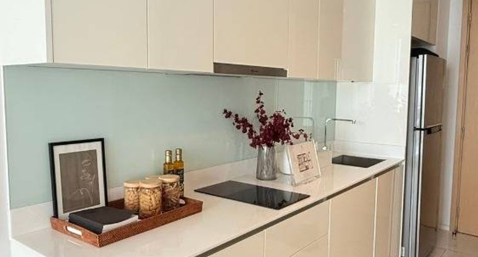 For sale 1 bed condo in Watthana, Bangkok