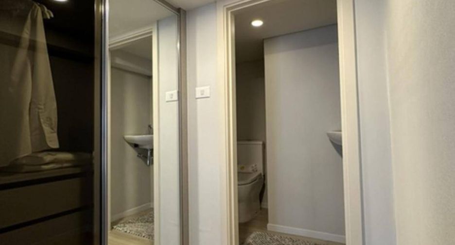 For sale 2 bedrooms condo in Khan Na Yao, Bangkok