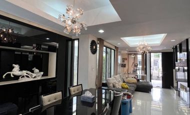 Haus zum Kauf mit 3 Zimmer in Chatuchak, Bangkok