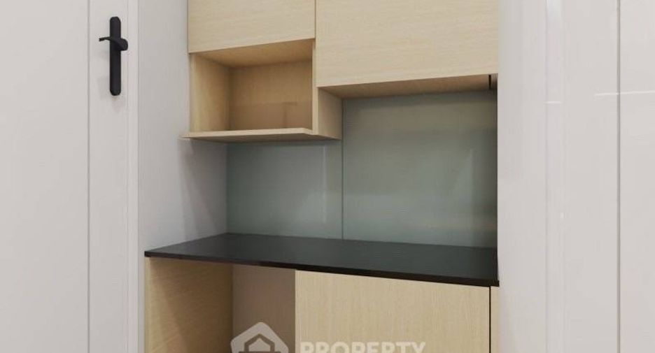 For sale 2 bedrooms condo in Huai Khwang, Bangkok