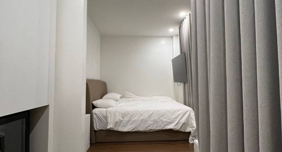 For sale 3 bedrooms house in Bang Khun Thian, Bangkok