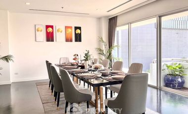 For rent 4 bedrooms apartment in Sathon, Bangkok