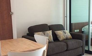 Apartamento en alquiler de 1 habitaciones en Khlong Toei, Bangkok