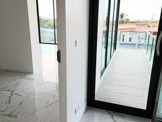For rent and for sale 4 bedrooms house in Bang Lamung, Chonburi