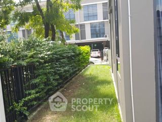 For sale 3 bedrooms townhouse in Khan Na Yao, Bangkok