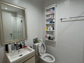 Condo en venta de 2 habitaciones en Bang Phlat, Bangkok