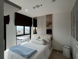 Condo en venta de 2 habitaciones en Bang Phlat, Bangkok