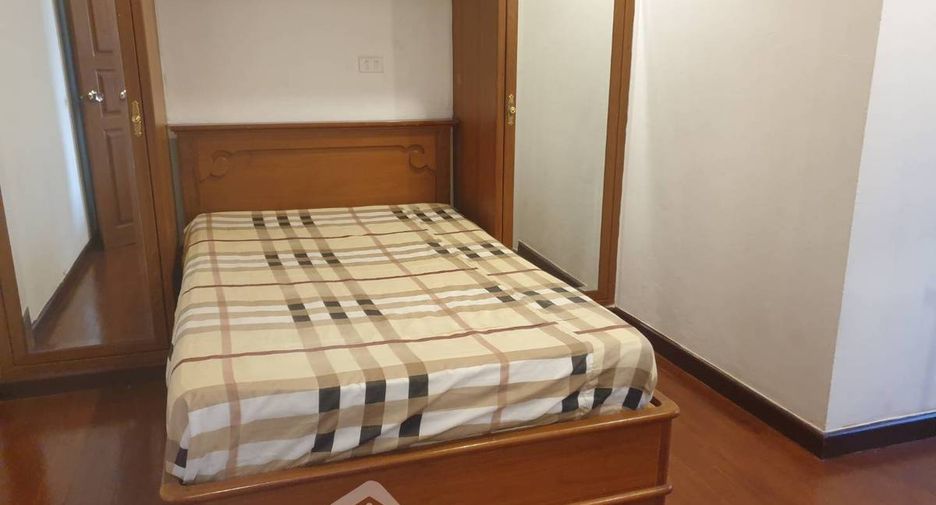 For rent and for sale 2 bedrooms condo in Watthana, Bangkok
