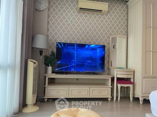 For sale 1 bed condo in Huai Khwang, Bangkok